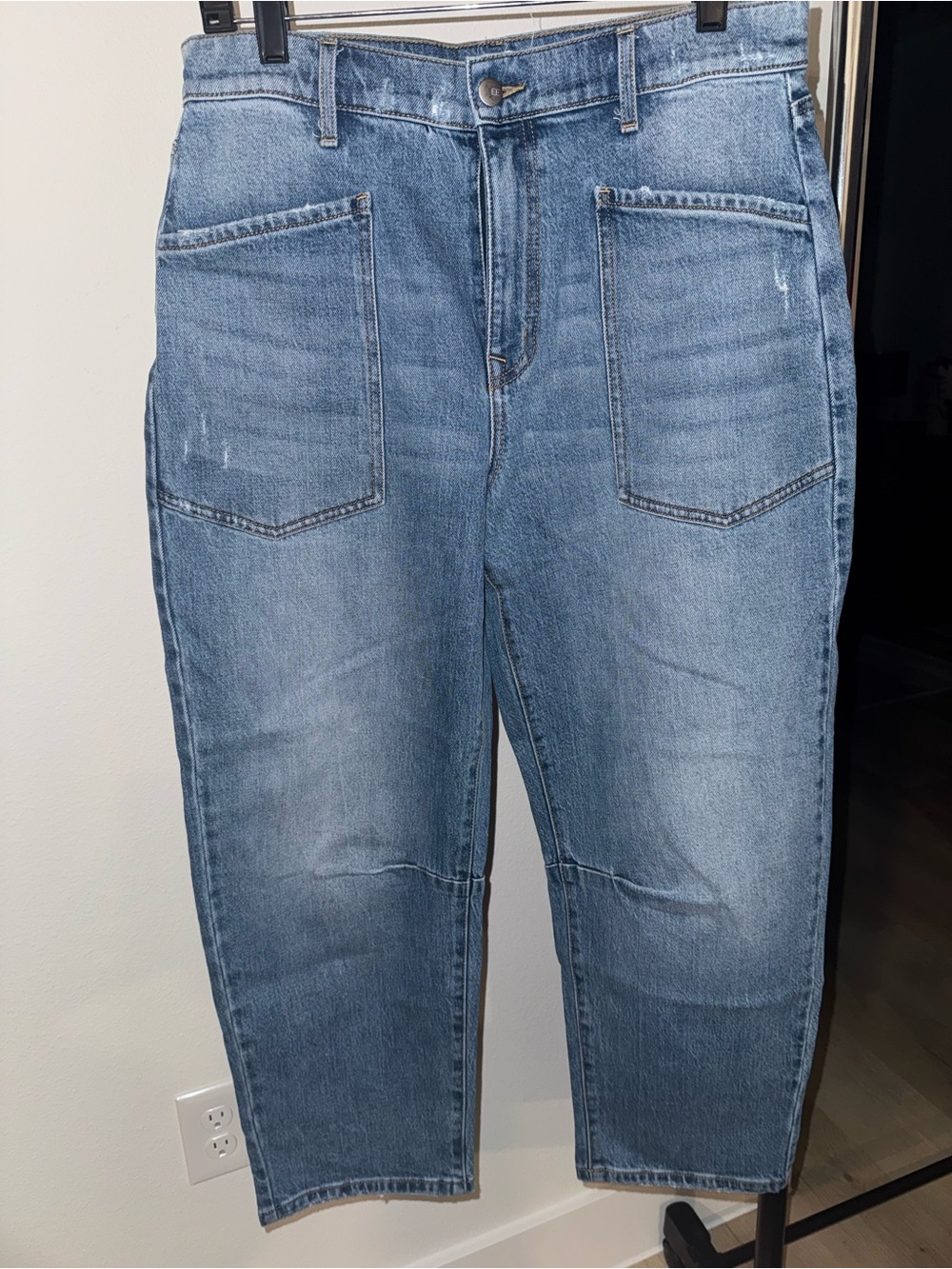 Evereve Relaxed Light Blue Utility Cropped Jeans